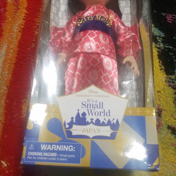 Disney Animators' Collection It's a Small World Singing Japan Doll 16in. - Picture 2 of 3